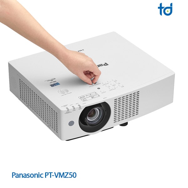 02-may chieu Panasonic PT-VMZ50